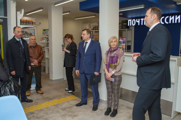 Новое почтовое отделение в Муромцево. Депутаты Законодательного Собрания проверяют, как исполняется поручение Президента